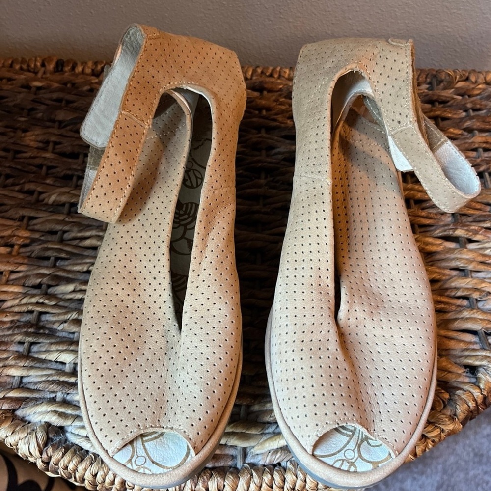 Fly London Yala Perforated Leather Wedge Sandals Size 38 US 7.5